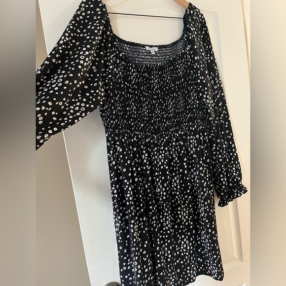 White Birch Black with Small white Dot Pattern Stretch midi length Size 3X - Picture 14 of 16